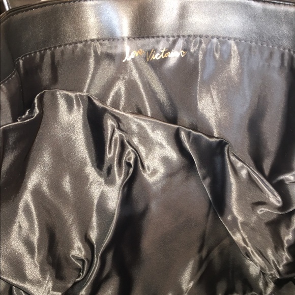 Victoria’s Secret large black tote bag NWT - Picture 4 of 4